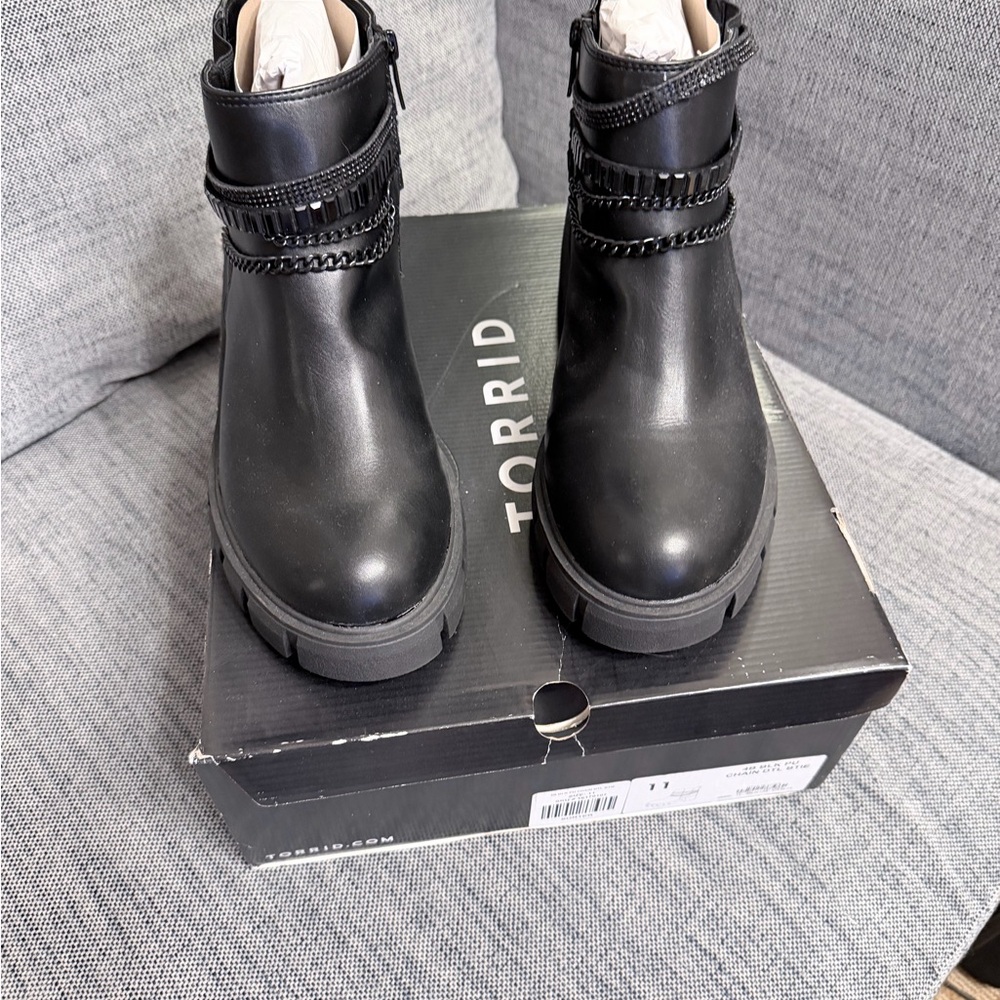 Torrid Black Chain Detail Ankle Boots